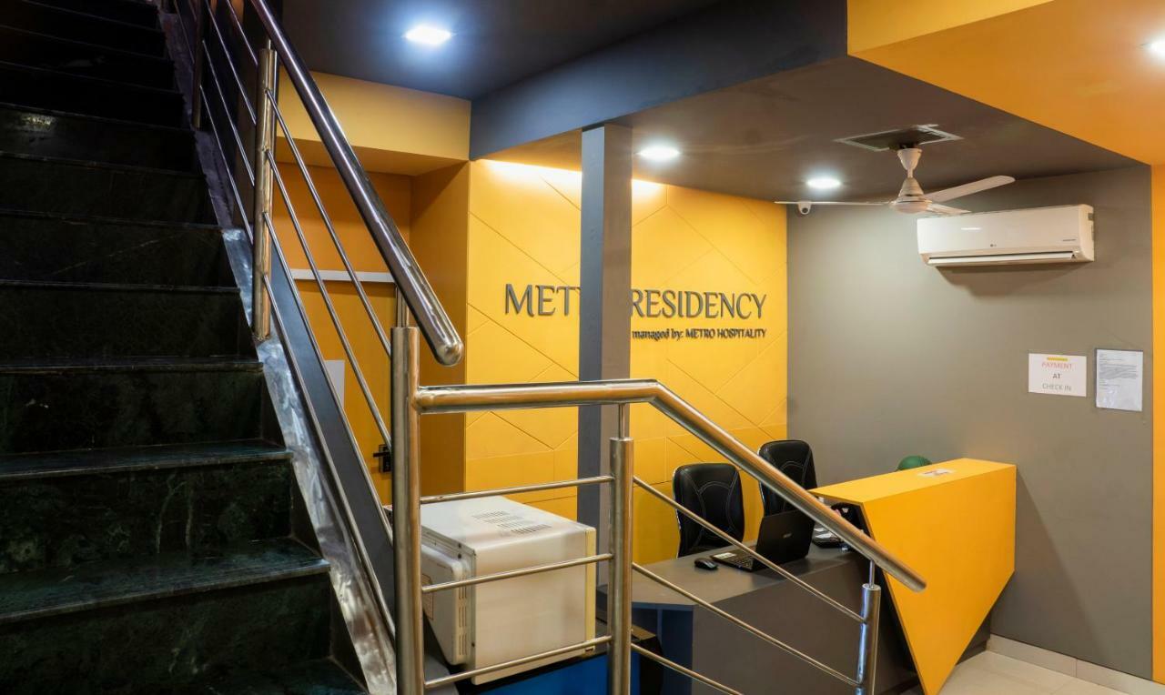 Oyo Flagship 13885 Metro Residency Hotel Mumbai Exterior photo