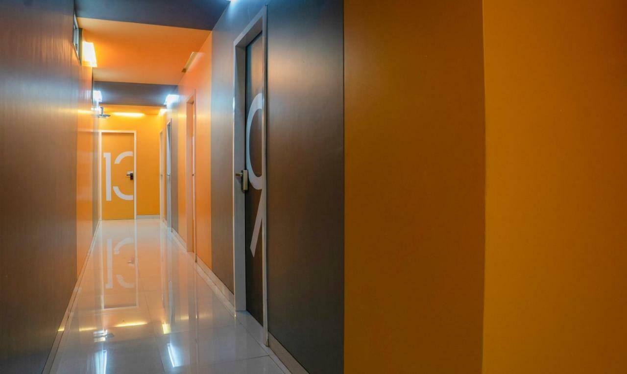 Oyo Flagship 13885 Metro Residency Hotel Mumbai Exterior photo